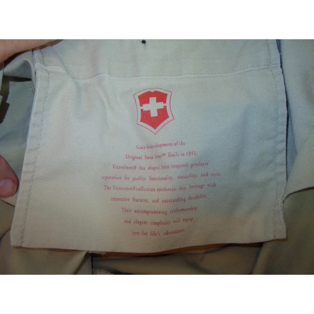 Victorinox‎ Straight Leg Flat Front Beige Khaki Pants Mens Size 40